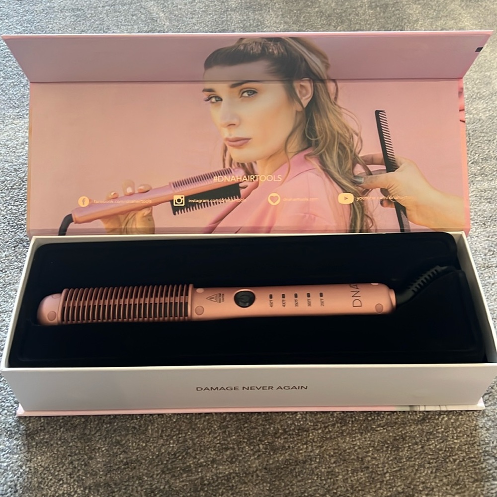 BRAND NEW DNA Hair Tools Styling Comb Pro